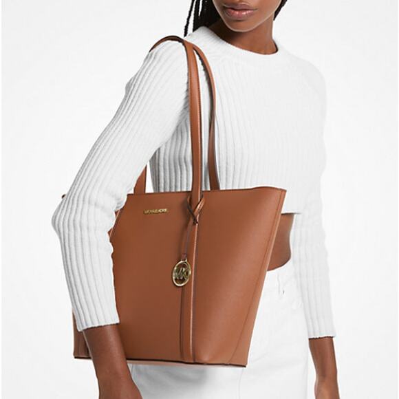 Michael Kors Pratt Large Tote Bag Coated Canvas color Luggage tan/brown Gold NWT - Picture 2 of 9